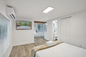 Tropical Oasis Studio w Pool